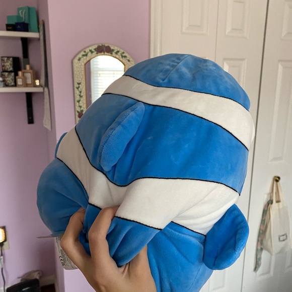Ricky squishmallow 12” blue clownfish with anchor - Picture 5 of 6